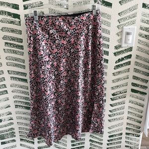 Floral satin midi skirt nwot
